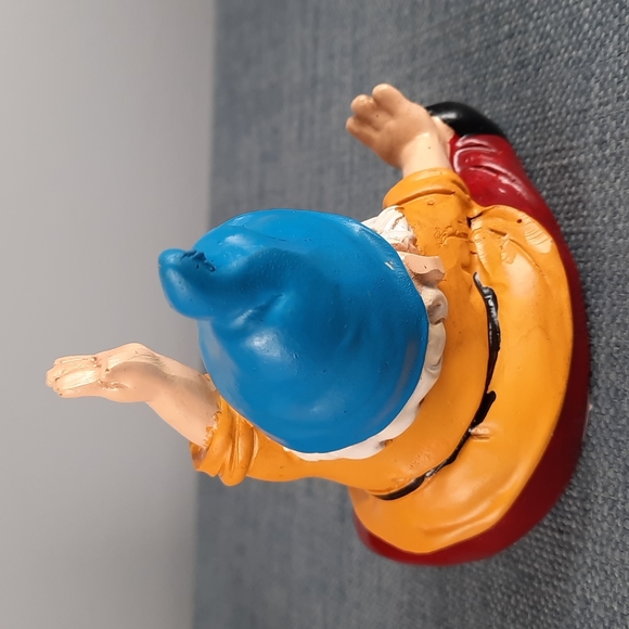 Garden Gnome Yoga Poses Whimsical Yard Resin Figures Indoor Outdoor Set 4 NWT - Picture 9 of 10